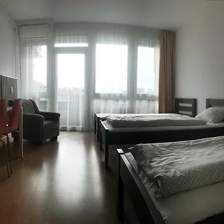 Apartment Szelestey Utcai *
