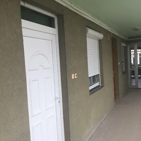 Apartment Szelestey Utcai Szombathely